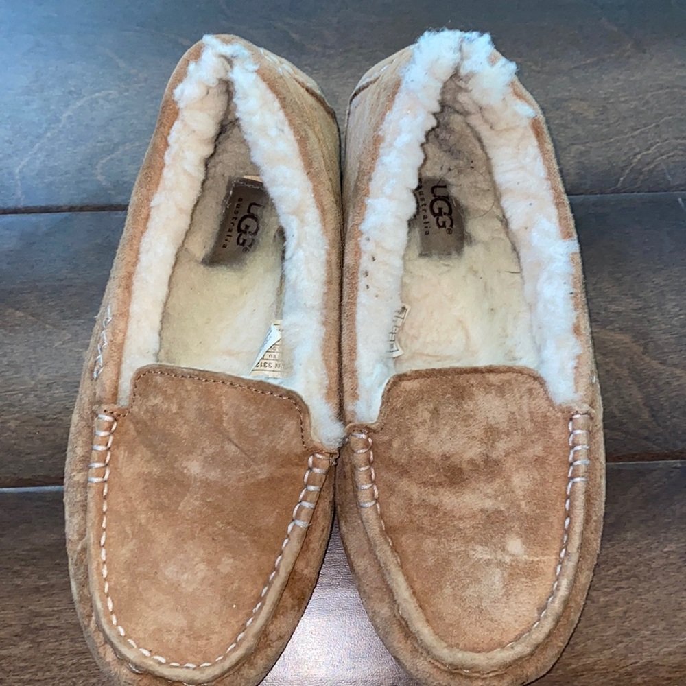 Ugg women moccasin
